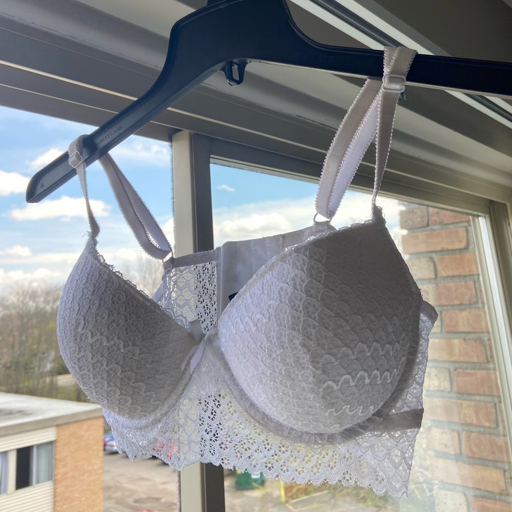 Bra - Picture 3 of 3